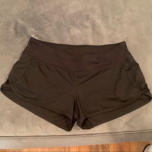 BLACK LULU LEMON SPEED UP SHORTS